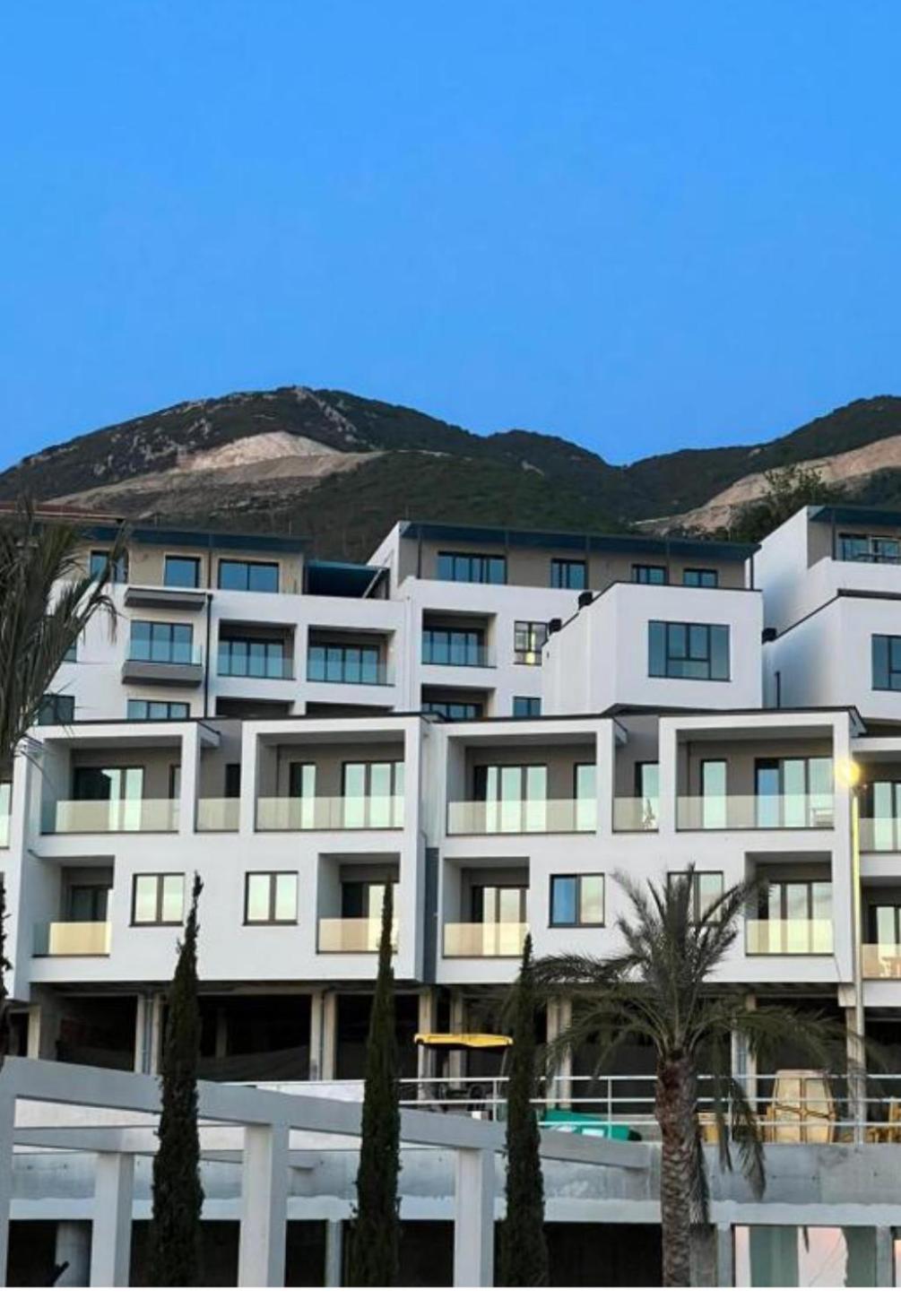 Doll House Apartment Vlore