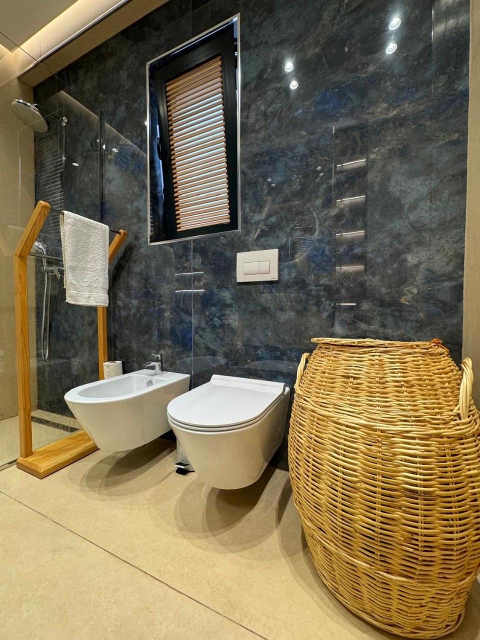 Doll House Apartment Vlore